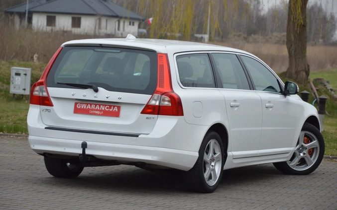 Volvo V70 cena 29500 przebieg: 350000, rok produkcji 2010 z Małogoszcz małe 704